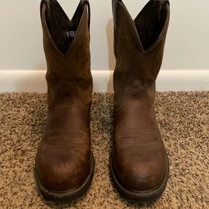 Ariat groundbreaker steel toe work boots like new